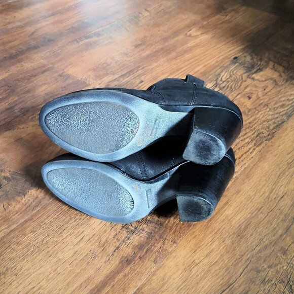 Vince Camuto  Black Leather Ankle Boots Size 6 - Picture 7 of 8